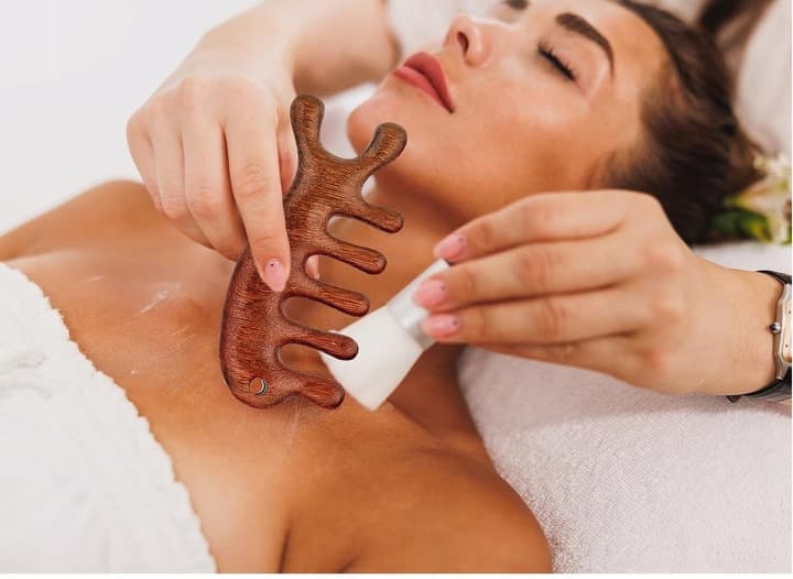 Masażer Auri - naturalny masażer do skóry głowy i twarzy